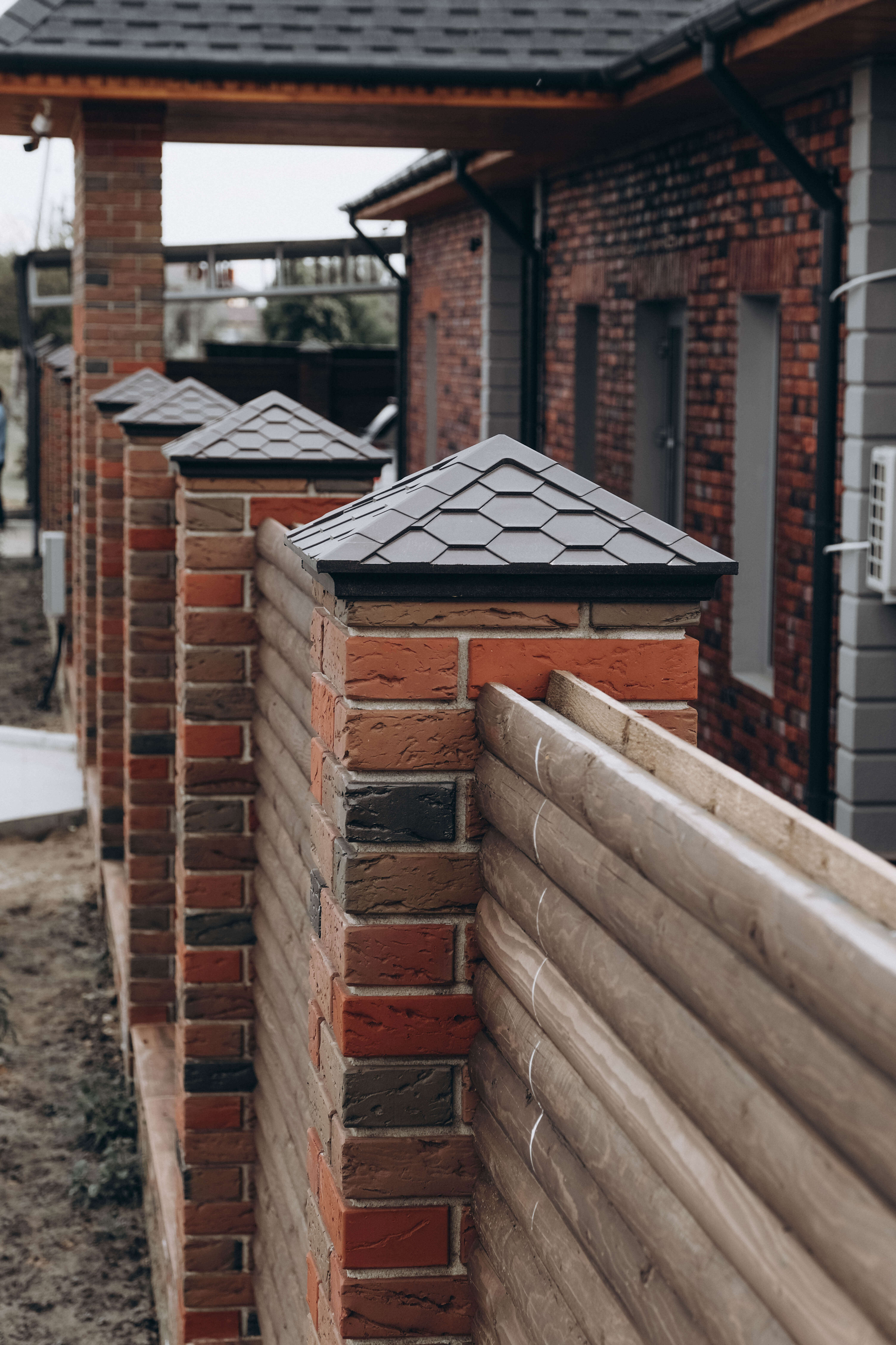 Колпак Zking Эверест Коричневый на столб 1.5х1.5 кирпича (390х390мм) в Новомосковске фото